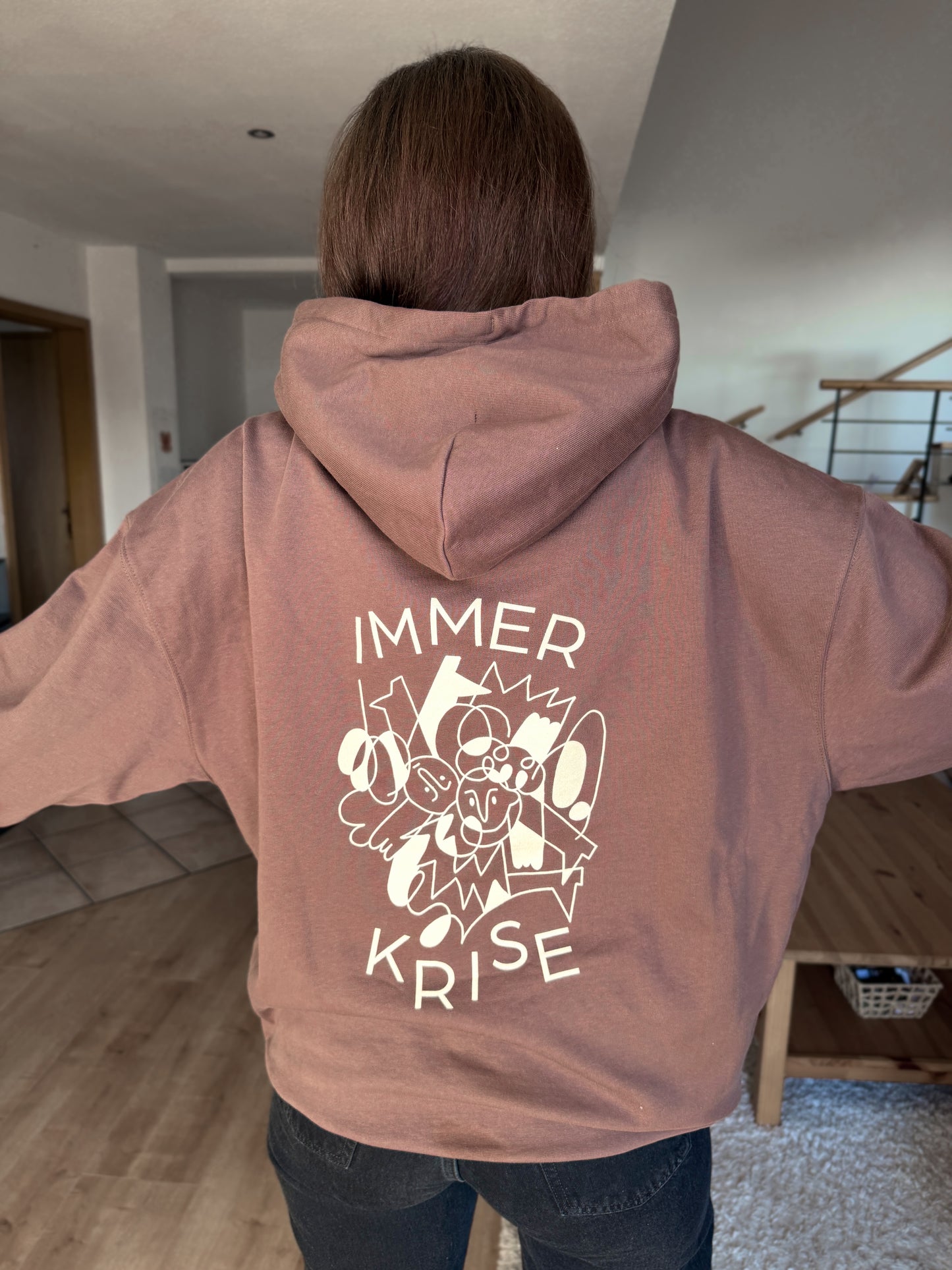 Hoodie "Immer Krise" Braun