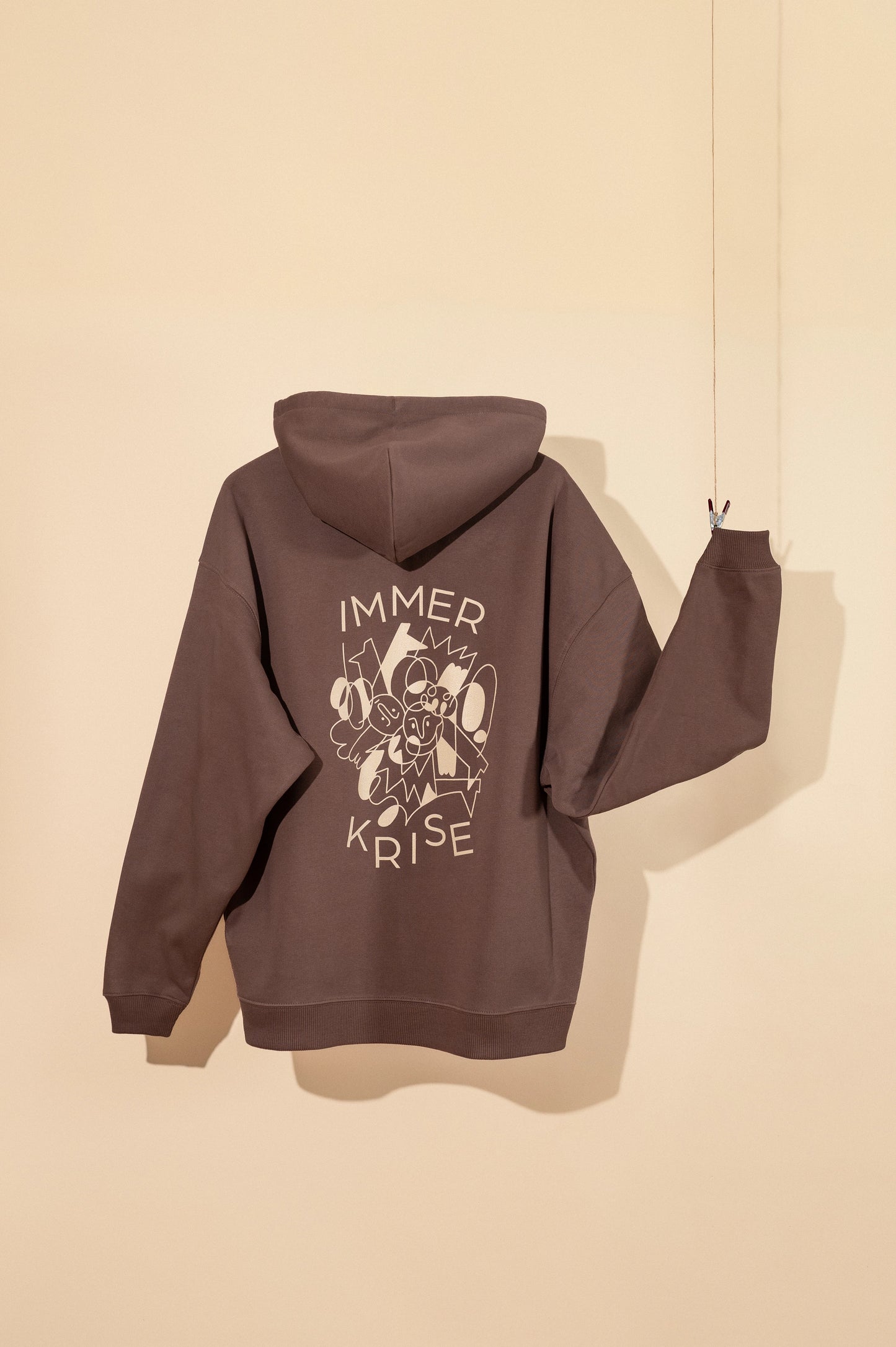 Hoodie "Immer Krise" Braun